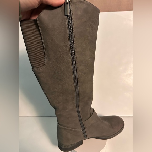 Maurice’s Women’s Size 9 Knee High Boots - Picture 2 of 5